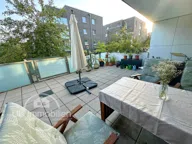 Bild von Terrassenliebhaber aufgepasst! Riedberg Titelbild für Es erwartet Sie eine sehr großzügige 3-Zimmer-Wohnung im Hochparterre auf